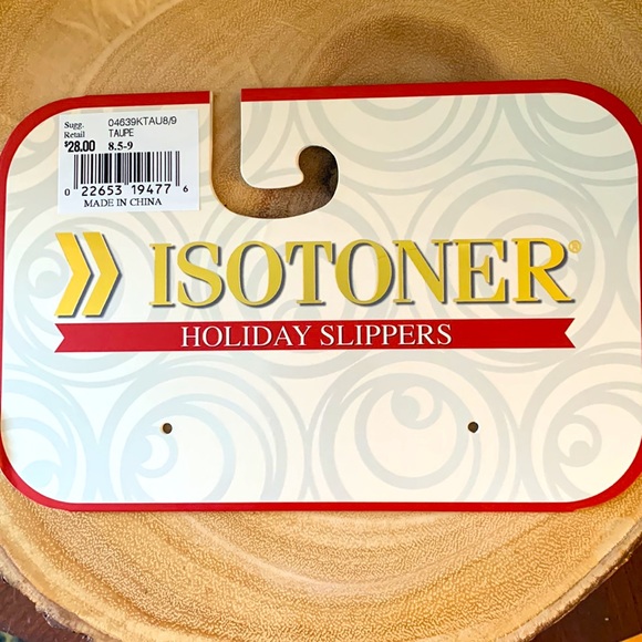 New ✨Isotoner Slippers✨ for women size 8.5-9. - Picture 6 of 7
